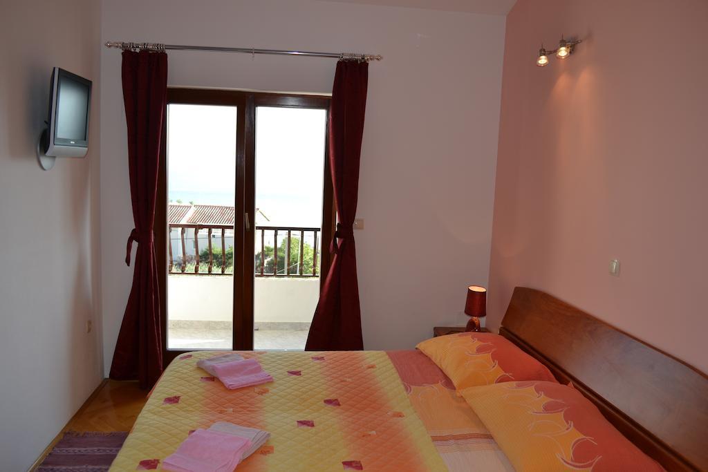 Apartments Karlo Omiš Kamer foto