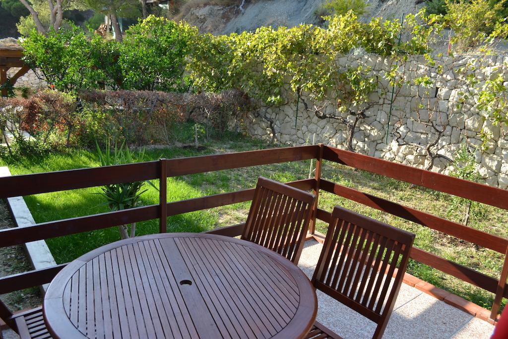 Apartments Karlo Omiš Kamer foto