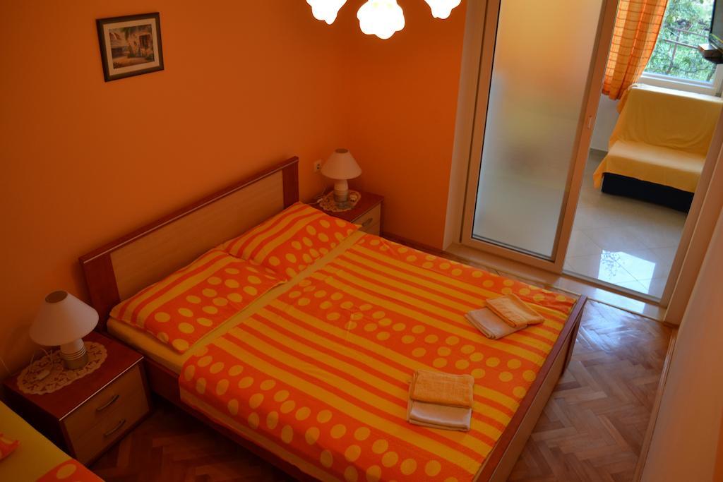 Apartments Karlo Omiš Buitenkant foto